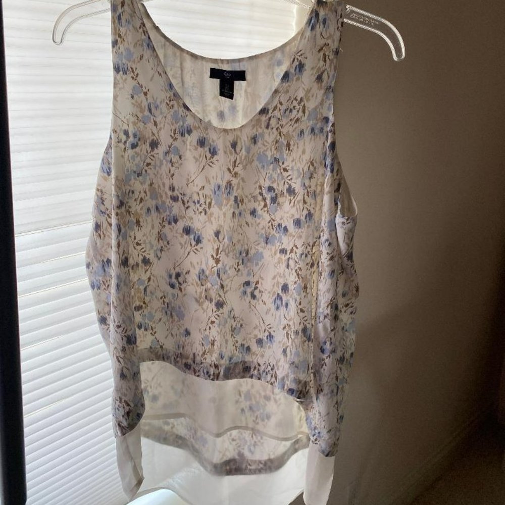 GAP Floral Sleeveless Top Size S
